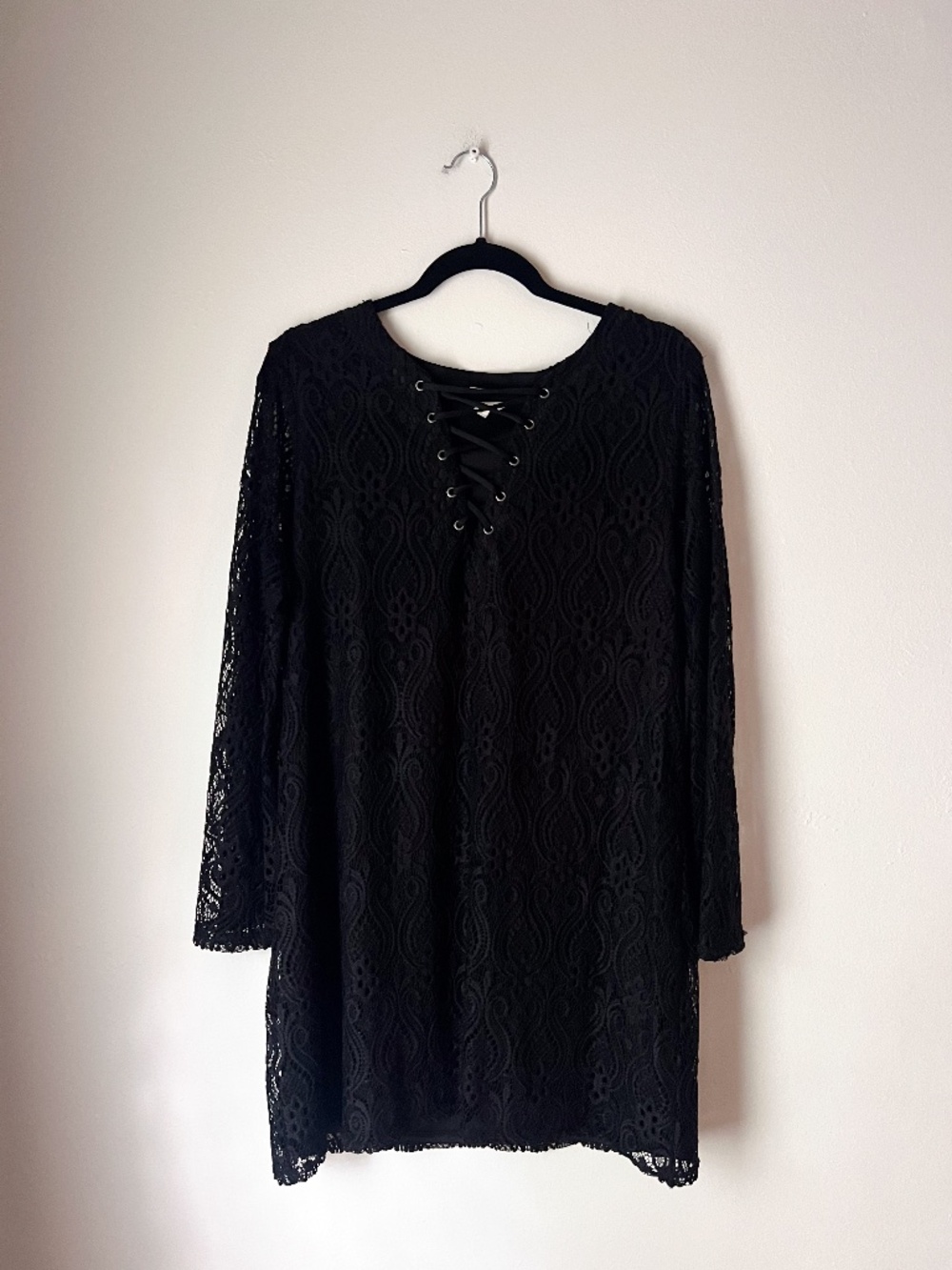 Ultra Flirt Plus 2X Black Lace-Up Crochet Lace Bell Sleeve Boho Dress Whimsigoth